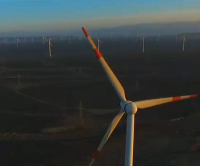 新疆借風取暖 省錢環(huán)保實現零排放-中國新聞網